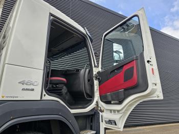 Volvo FMX 460 10x4 TIPPER / MINING